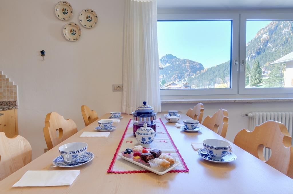 Appartamenti Cesa Maria Mountain Hospitality Canazei Buitenkant foto